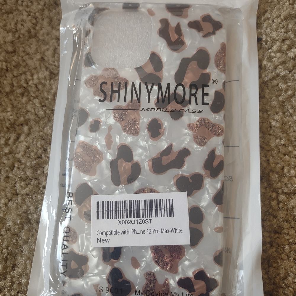 Phone case compatible with I-Phone 12 Pro in animal print
